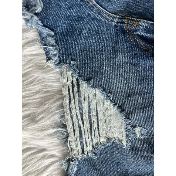 Forever 21 Blue Jean Concert Shorts Womens 30 Mid Rise Slim Fit Jorts Daisy - Picture 3 of 8